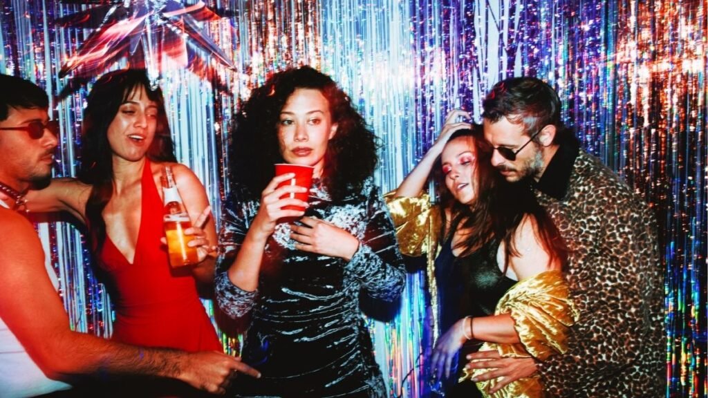 Deseo, poder y negligencia emocional: Las claves de la obra Julia en CDMX