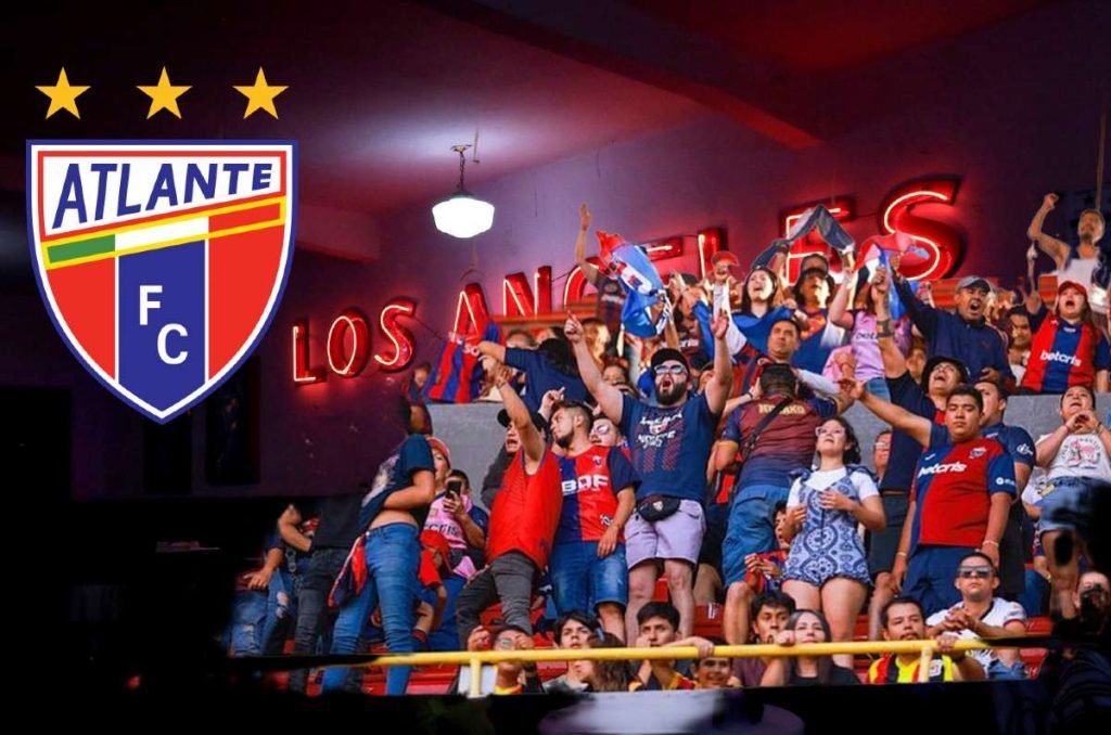 ¡Festeja los 110 años Atlante con baile en el Salón Los Ángeles!