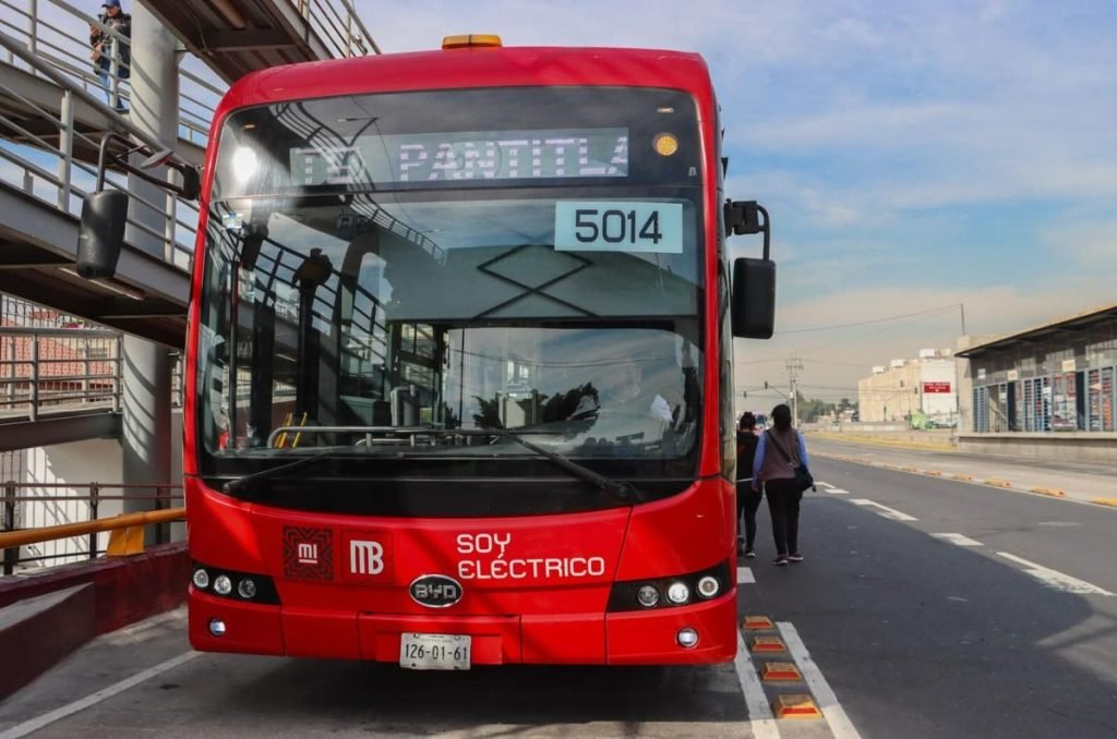 Horarios del transporte público de CDMX por Semana Santa 2026