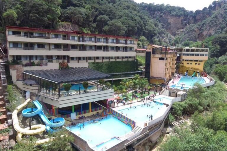 Ni en Hidalgo ni en Morelos: este Pueblo Mágico tiene un balneario de aguas termales que incluye buffet de desayuno o comida