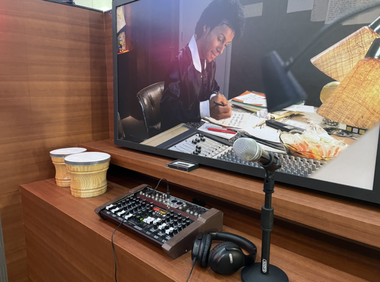 ¡Prepara el Moonwalk! Lánzate a la experiencia GRATIS de la película de Michael Jackson en CDMX